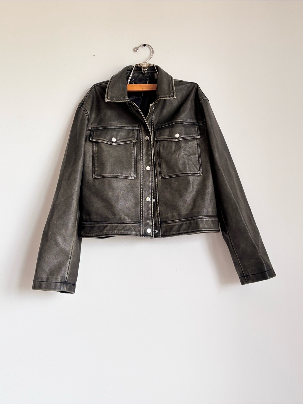 Tahari Black Cropped Leather Jacket with Snap Closure